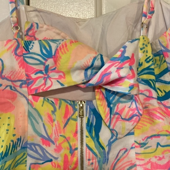 Lilly Pulitzer Sundress Size 00 in Like New Condition - Picture 4 of 10